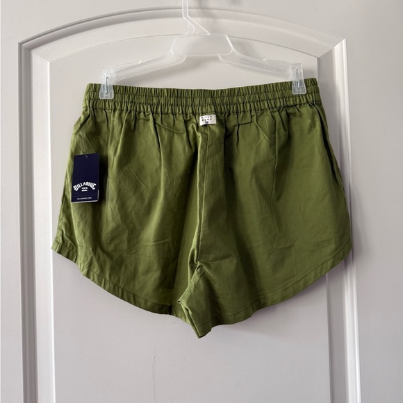 Billabong Green Women's Cargo Shorts - Picture 2 of 2